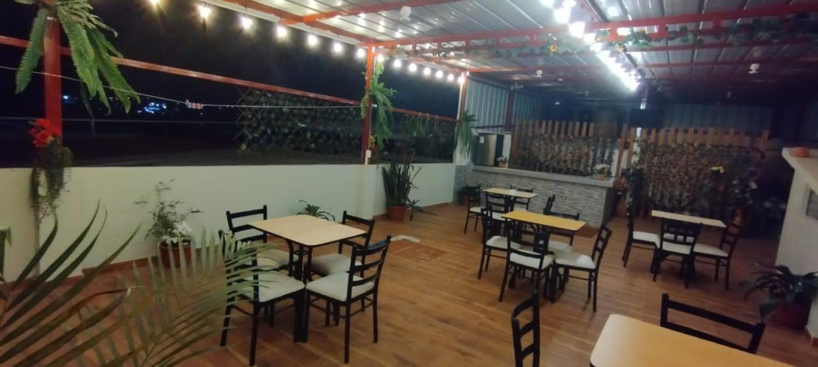 Hostal Leon Internacional Tingo María Esterno foto